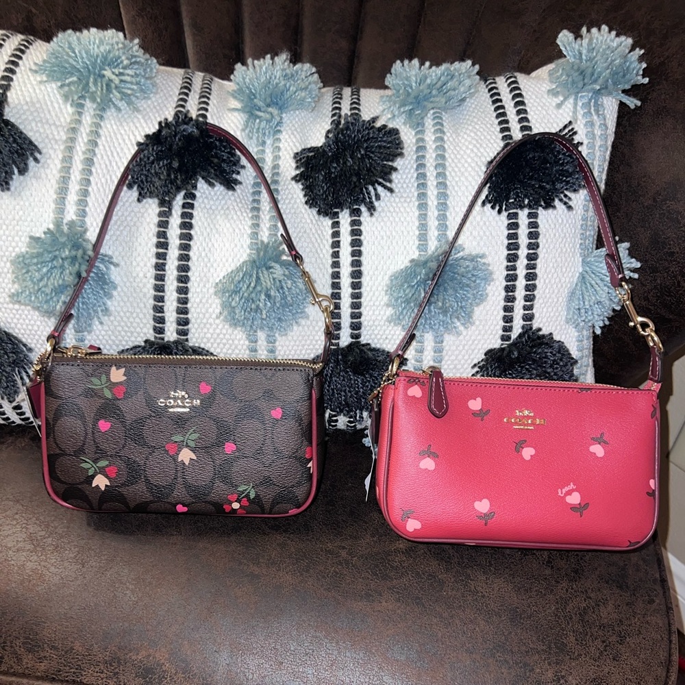 2 COACH NOLITA 19